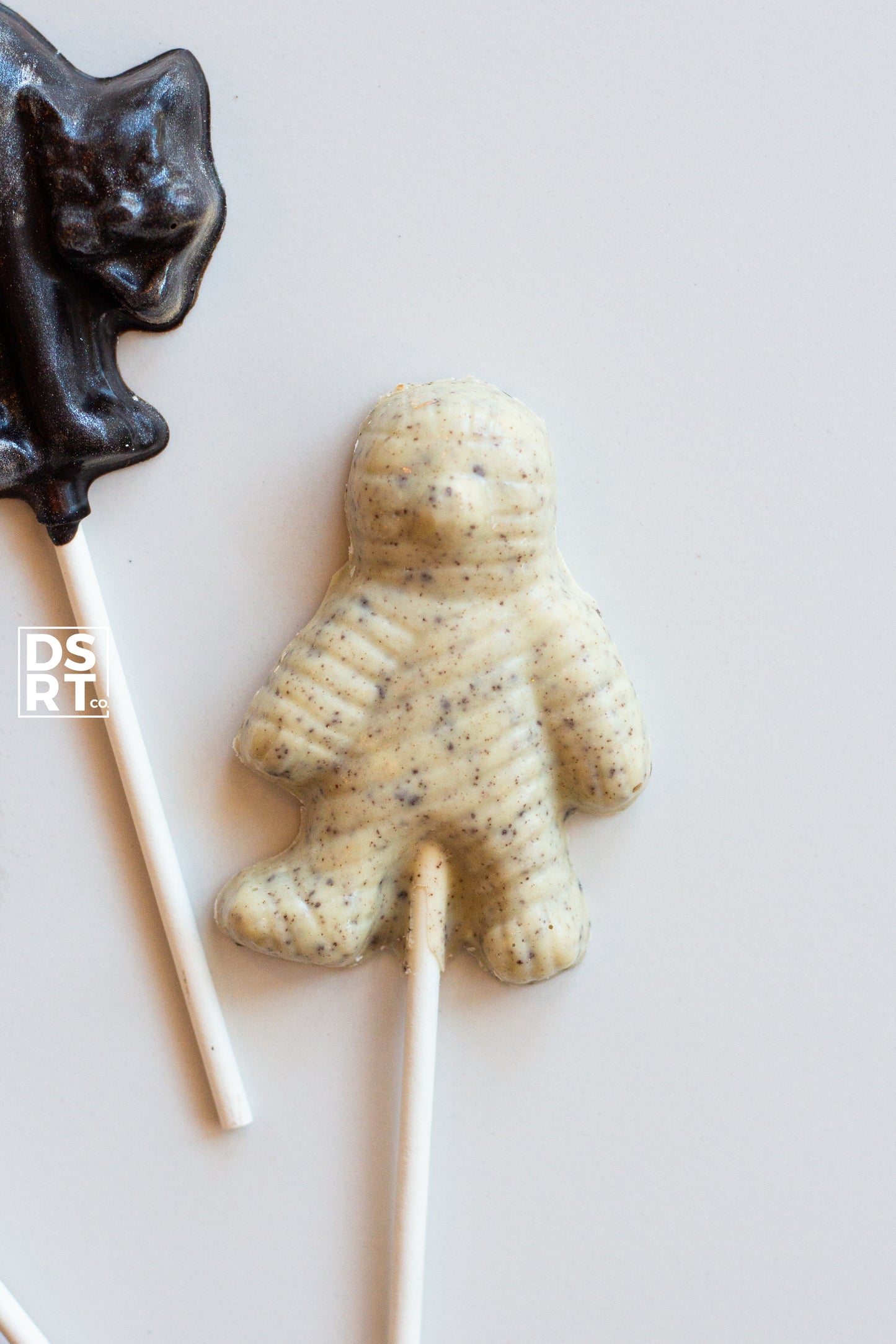 SPOOKY CHOCOLATE POPS