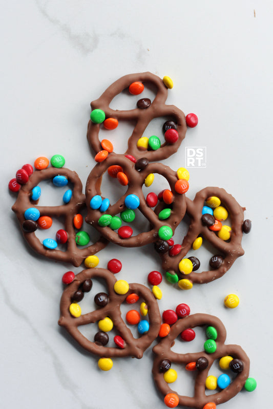 MINI DIPPED PRETZELS
